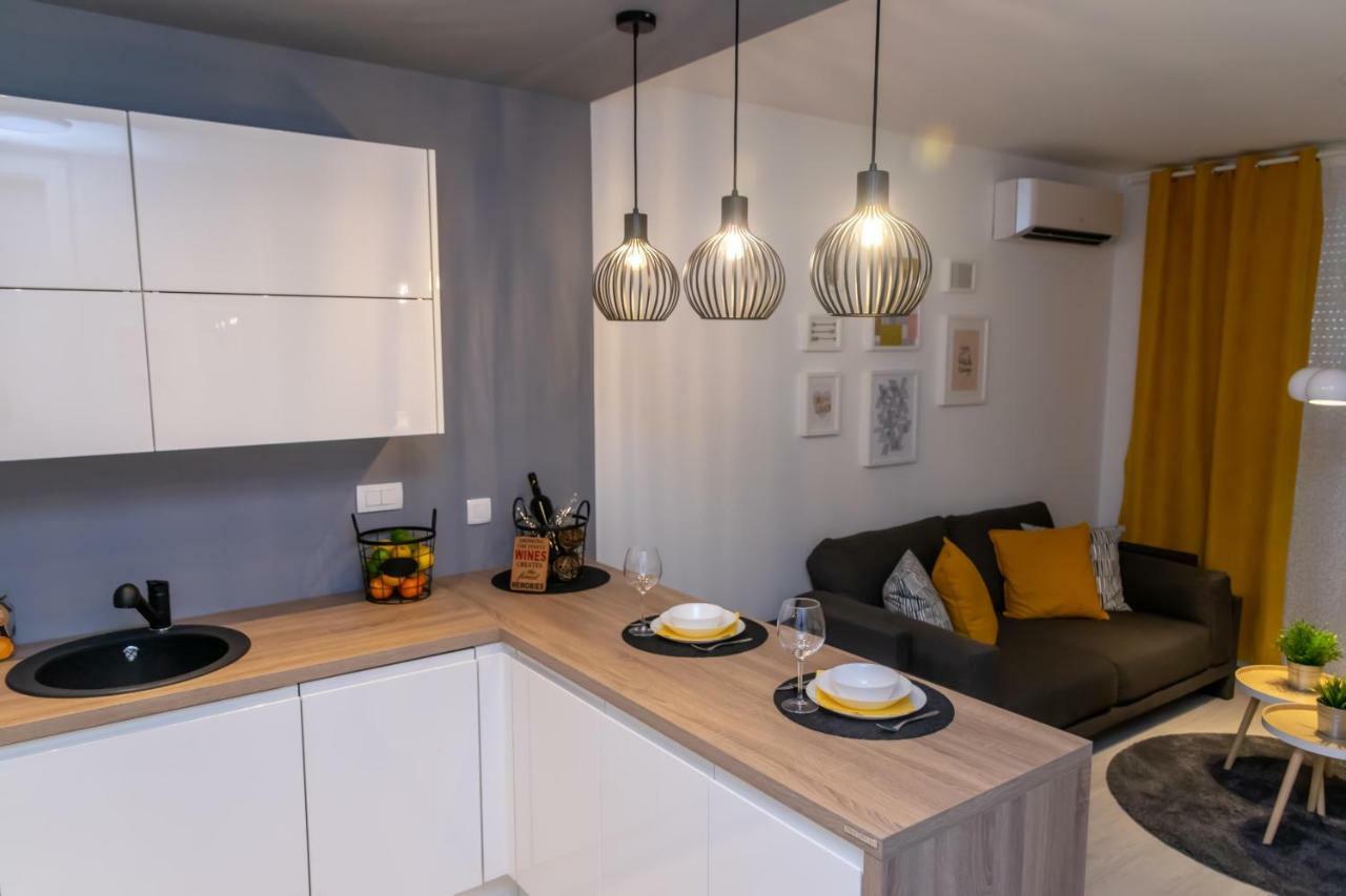 City Apartment Marlo ザダル エクステリア 写真