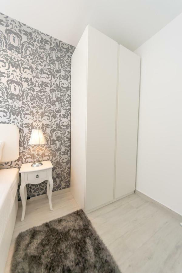 City Apartment Marlo ザダル エクステリア 写真